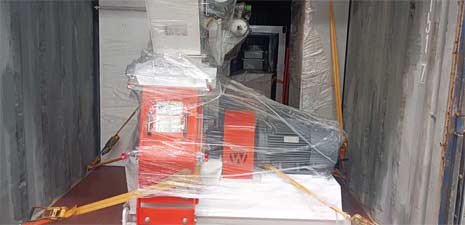 強福機械22KW飼料粉碎系統斗式提升機發往秘魯